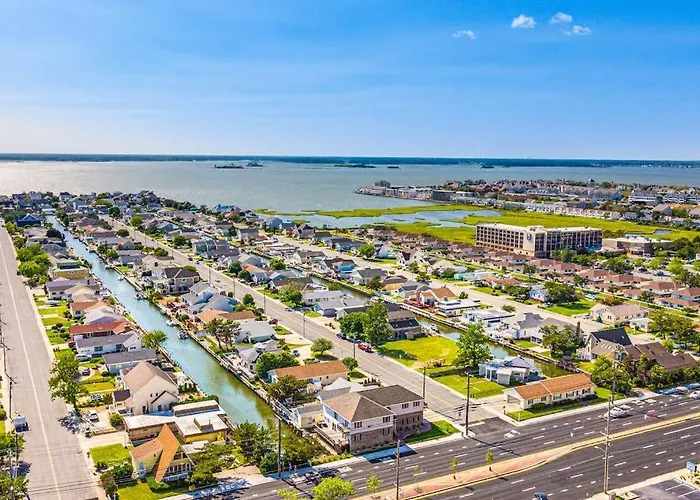 Oceanfront With Balcony Washer & Dryer Pools Gym & Bar Ocean City